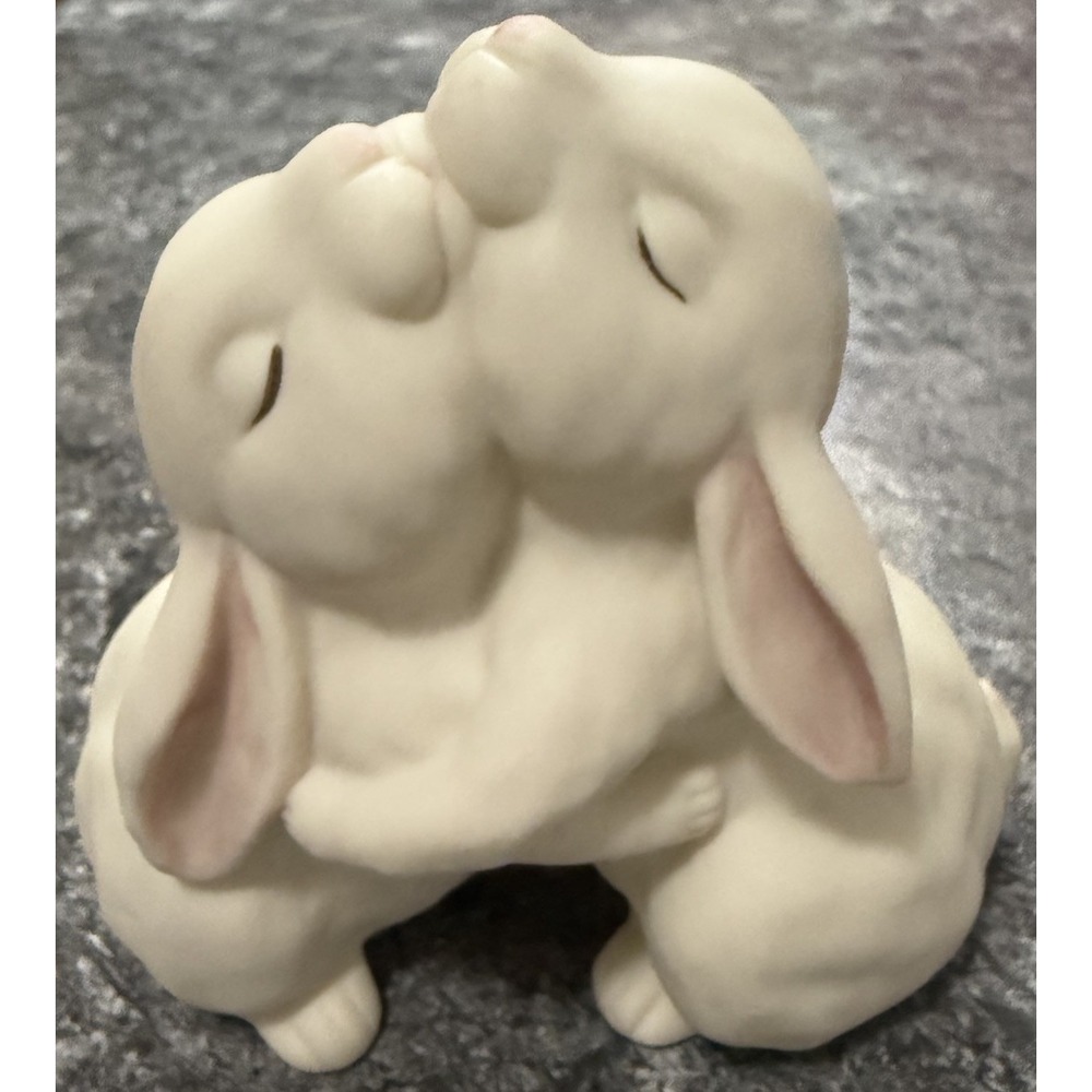 Homco Love is Wonderful Hugging Bunnies Figurine 1990 Signed